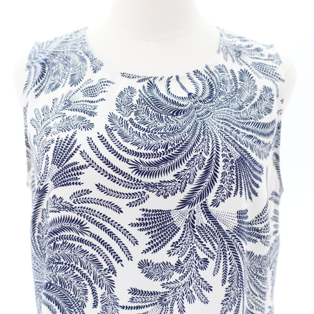Talbots Women's Blue White Size 10 Floral‎ Top Tied Hem Sleeveless Blouse Polyes